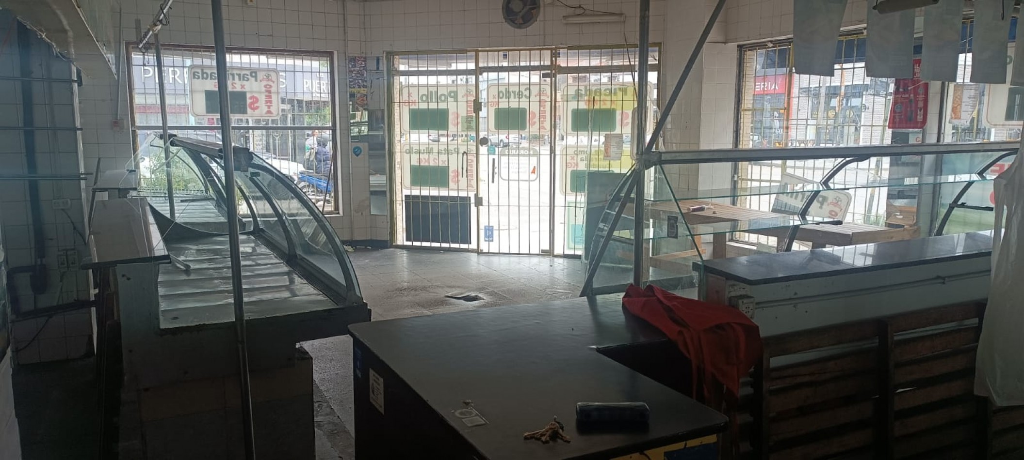 VENTA LOCAL IMPORTANTE ESQUINA