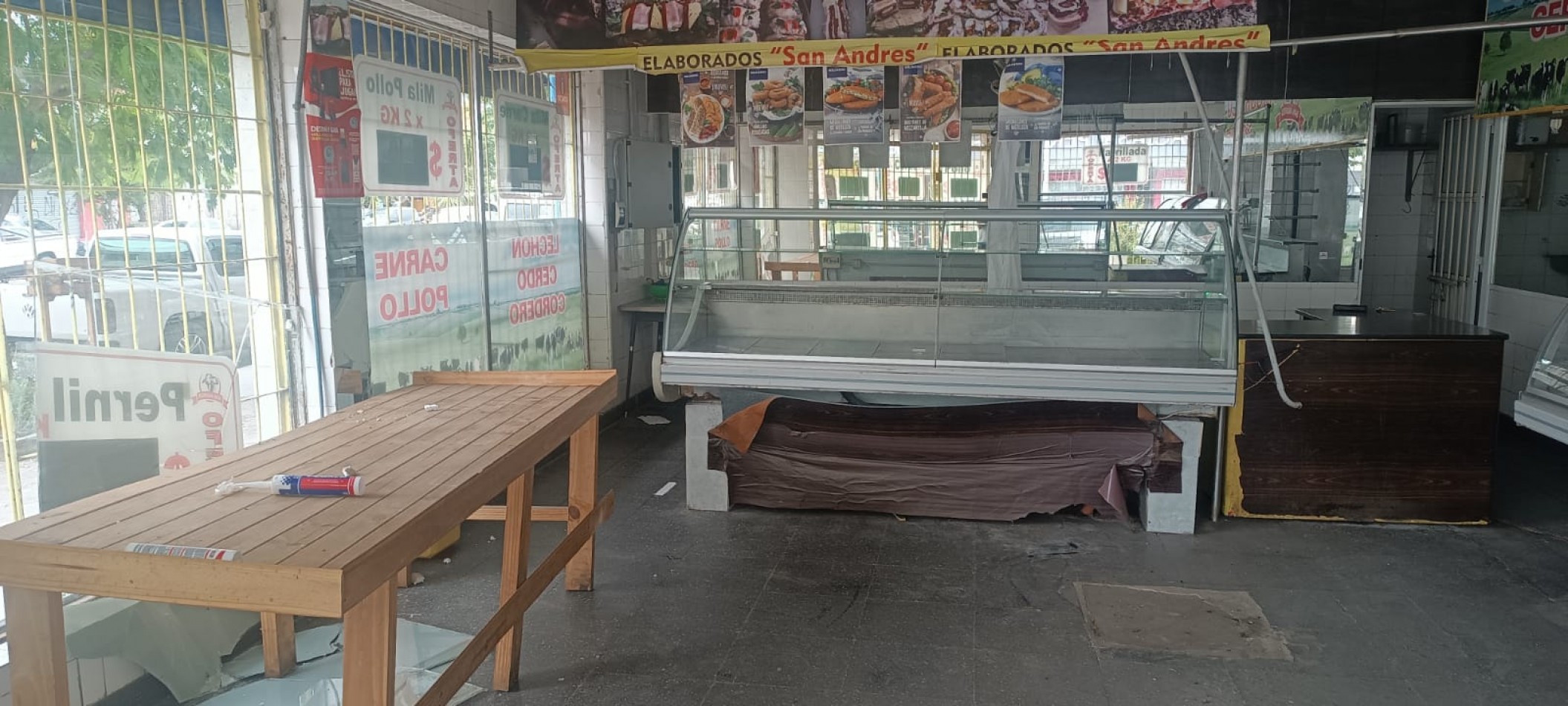 VENTA LOCAL IMPORTANTE ESQUINA