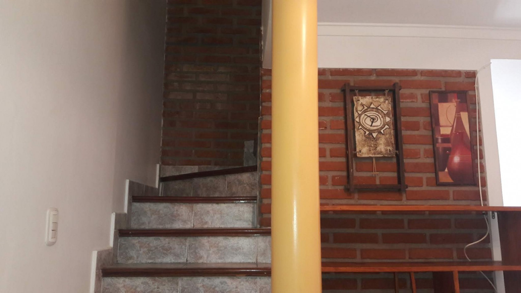 CHALET 5 AMB.  BARRIO LOS ANDES