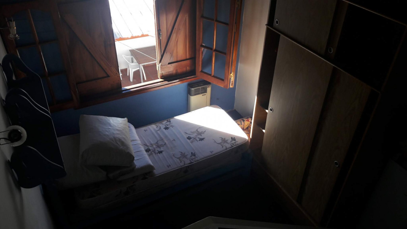 CHALET 5 AMB.  BARRIO LOS ANDES