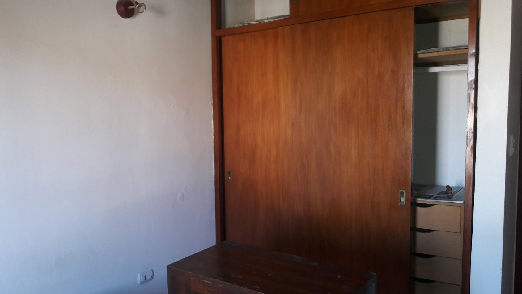 CHALET 5 AMB.  BARRIO LOS ANDES