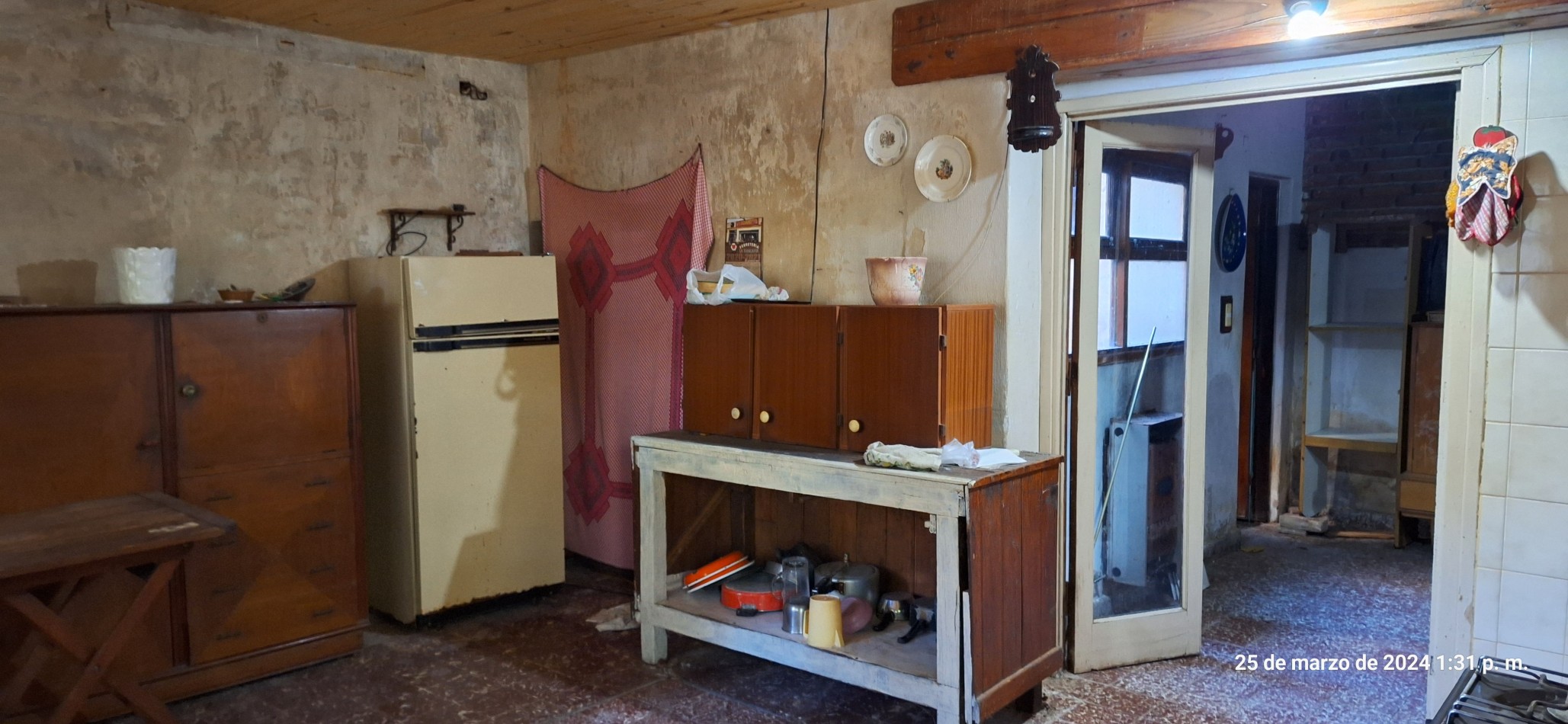 OPORTUNIDAD !!! CASA A RECICLAR O CONSTRUCCION DE DUPLEX