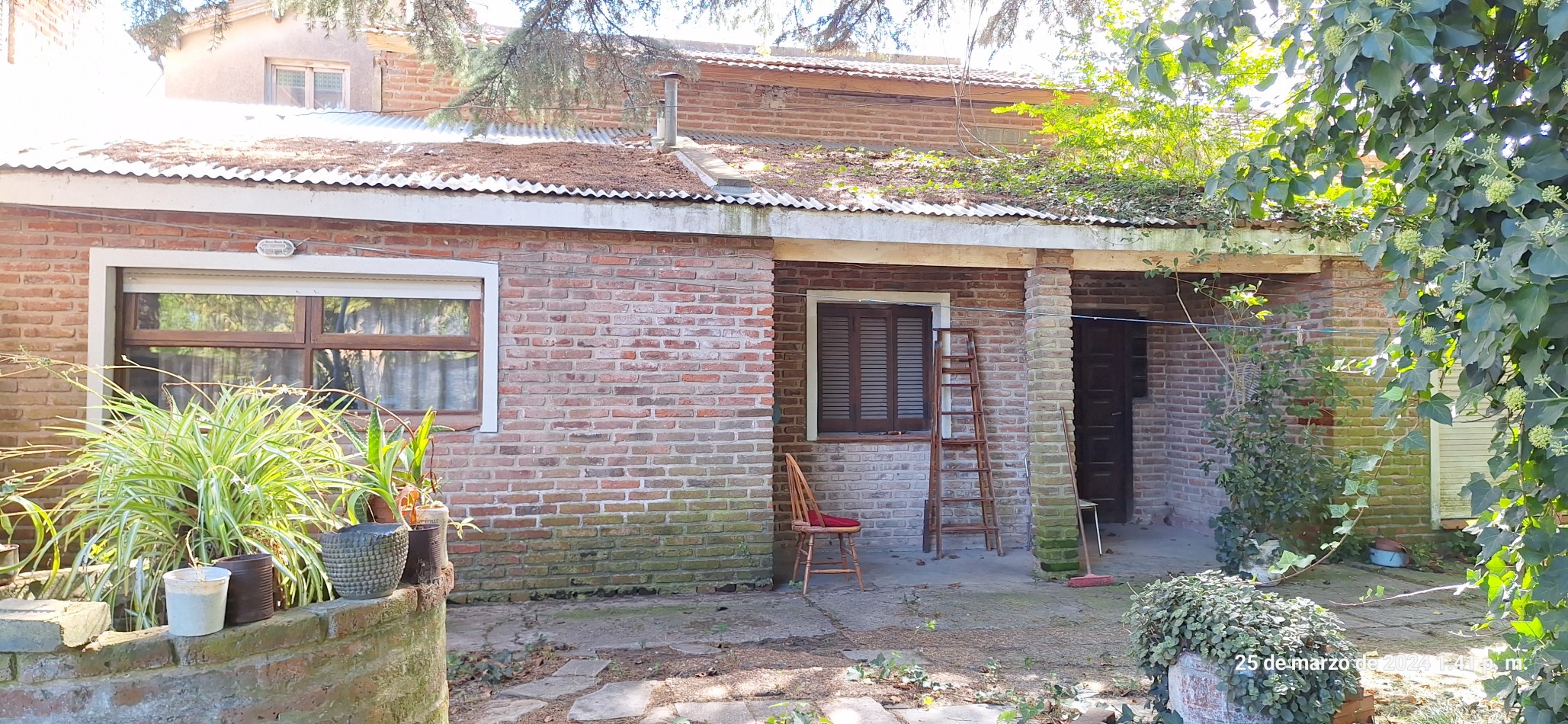 OPORTUNIDAD !!! CASA A RECICLAR O CONSTRUCCION DE DUPLEX