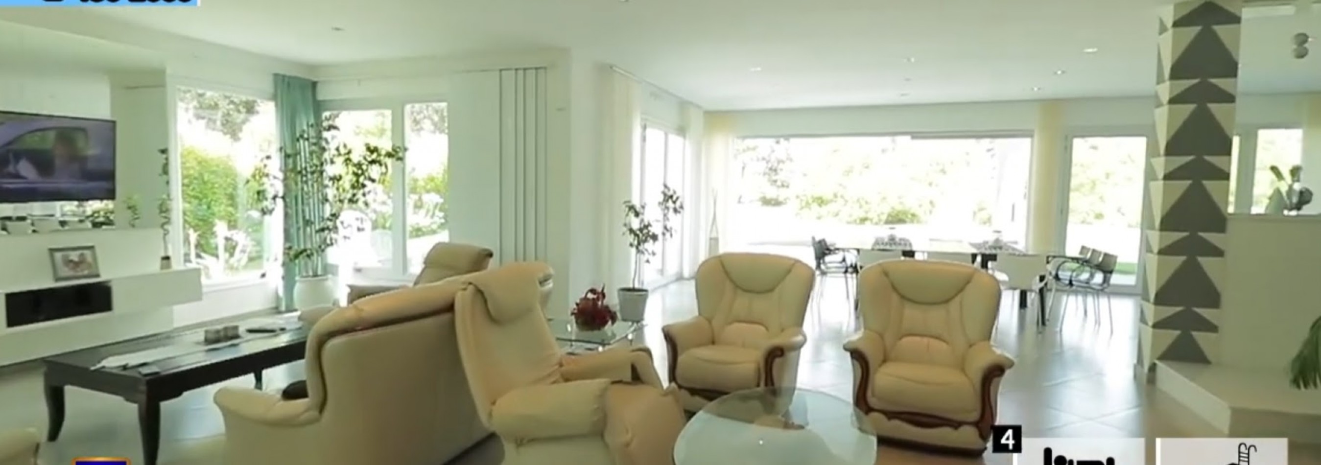 CASA MINIMALISTA RUMENCO