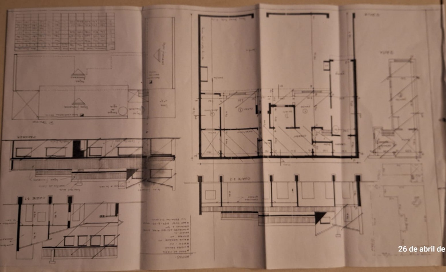OPORTUNIDAD !!! CASA A RECICLAR O CONSTRUCCION DE DUPLEX