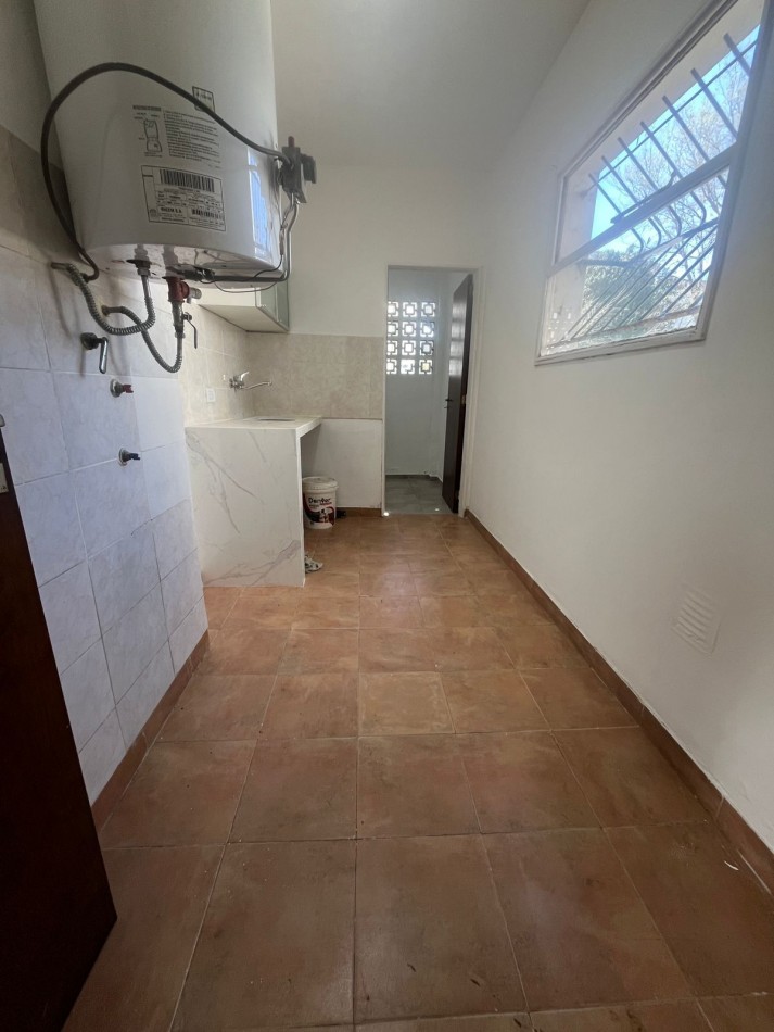 ALQUILO DEPTO 4 AMBIENTES