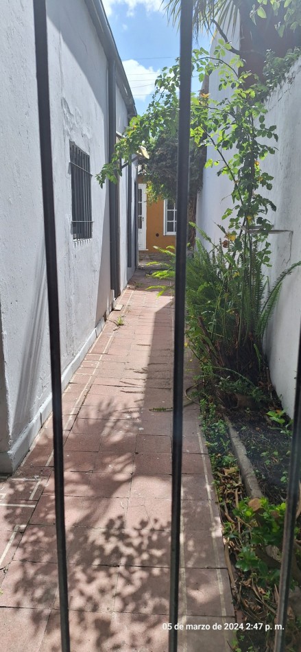 CASA 4 AMB. BARRIO LOS ANDES