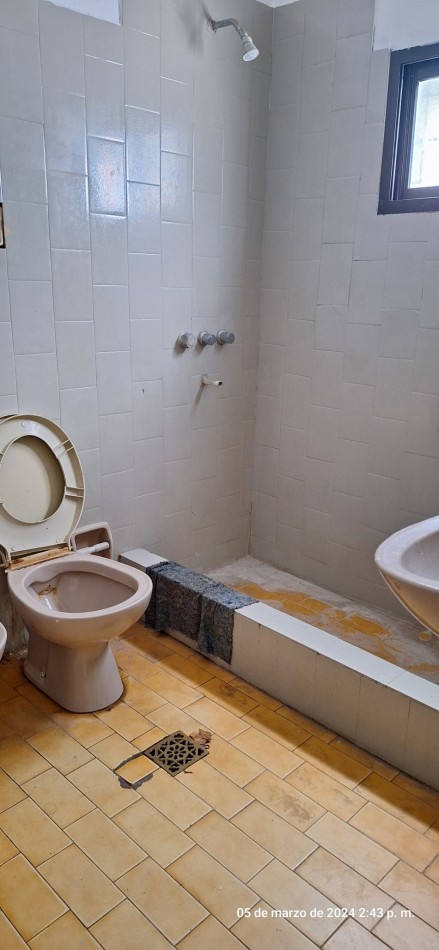 CASA 4 AMB. BARRIO LOS ANDES