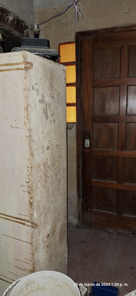 OPORTUNIDAD !!! CASA A RECICLAR O CONSTRUCCION DE DUPLEX