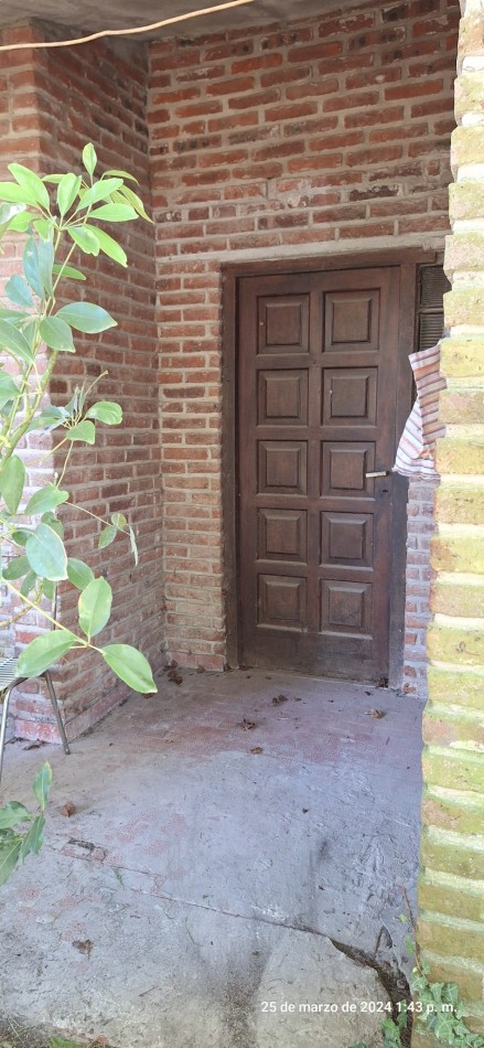 OPORTUNIDAD !!! CASA A RECICLAR O CONSTRUCCION DE DUPLEX