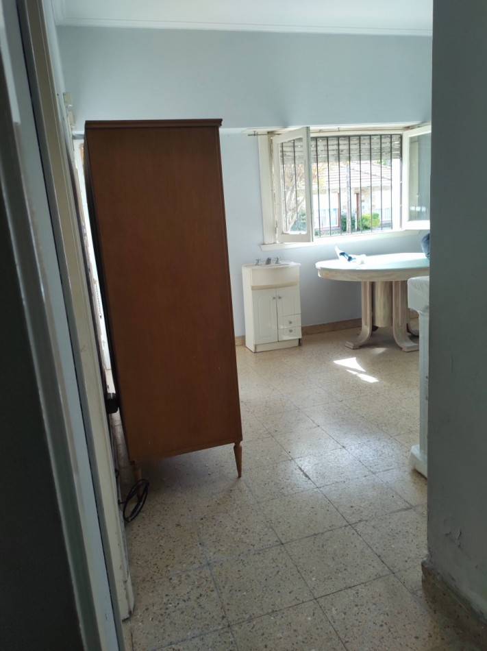 CASA A RECICLAR  4 AMB. VILLA PRIMERA