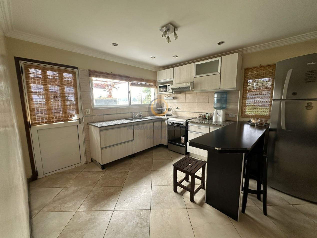 CASA 4 AMBIENTES COUNTRY  COSTA DEL SOL