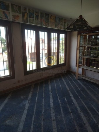 CHALET 6 AMB. CONSTITUCION