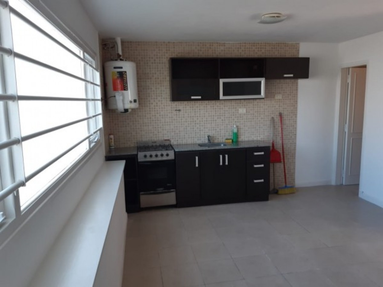 DEPARTAMENTO 2 AMB. CON COCHERA SIN GASTOS -P.B.-